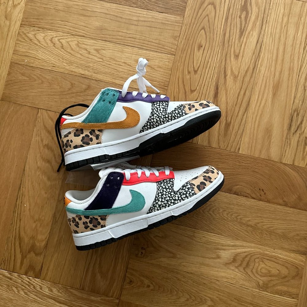 Wmns Dunk Low SE 'Safari Mix'